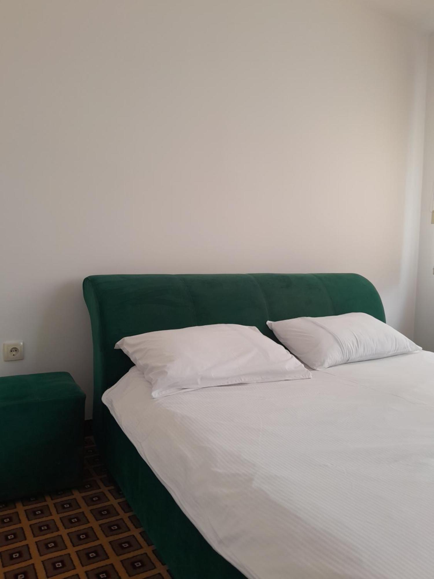 Hotel Victoria Lukavica ภายนอก รูปภาพ