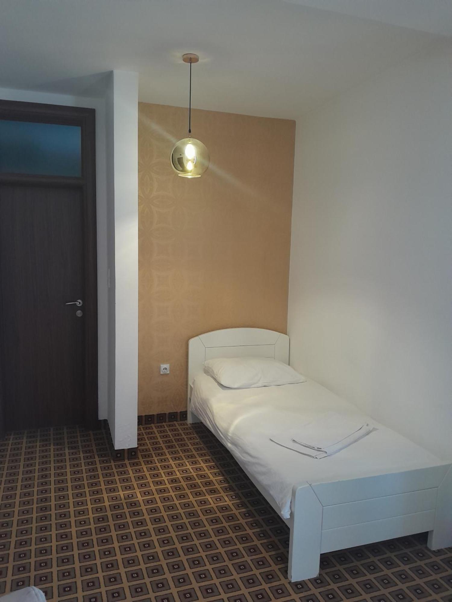 Hotel Victoria Lukavica ภายนอก รูปภาพ