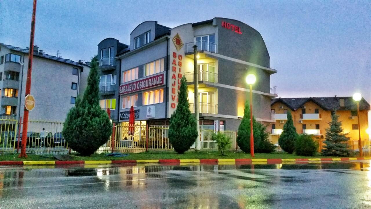 Hotel Victoria Lukavica ภายนอก รูปภาพ